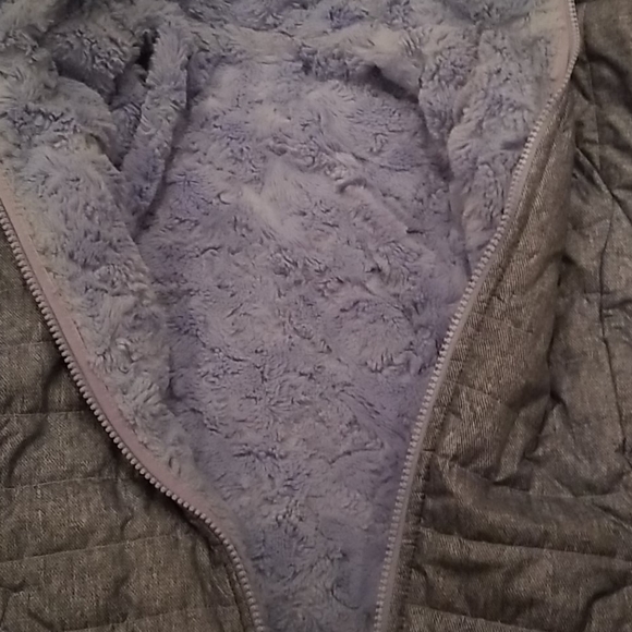 North Face Mossfud Reverseable Puffy Jacket - Picture 4 of 8